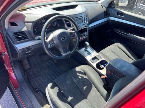 Used 2014 Subaru Outback 2.5i Premium w/ Accessory Value Package (OYZ) AWD/4WD image 15