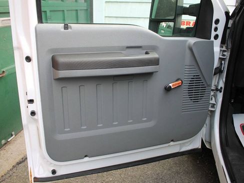Used 2012 Ford F250 XL RWD image 30