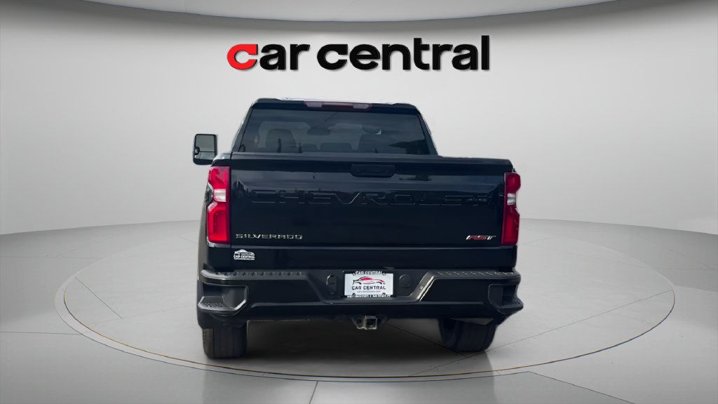 Used 2024 Chevrolet Silverado 1500 RST w/ Max Trailering Package AWD/4WD image 4