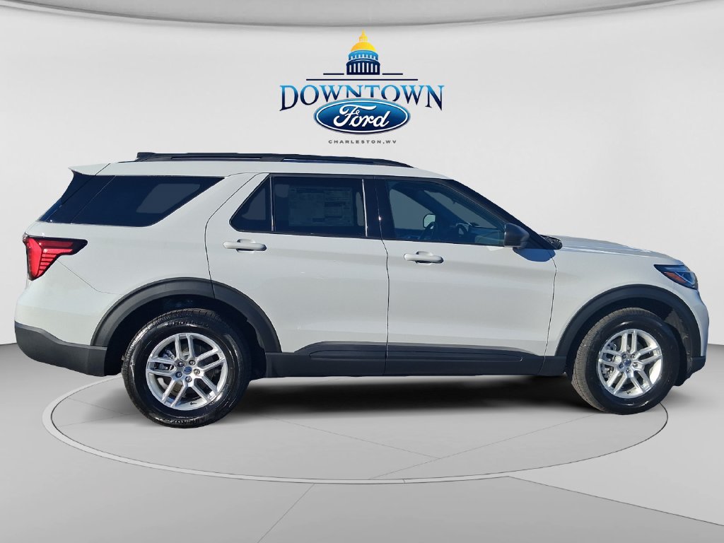 New 2027 Ford Explorer Active AWD/4WD image 2
