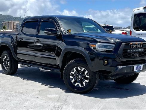 Used 2023 Toyota Tacoma TRD Off-Road AWD/4WD image 21