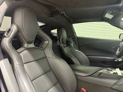 Used 2016 Chevrolet Corvette Z06 w/ 3LZ Preferred Equipment Group image 40