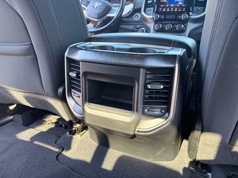 Used 2019 RAM 1500 Big Horn AWD/4WD image 32