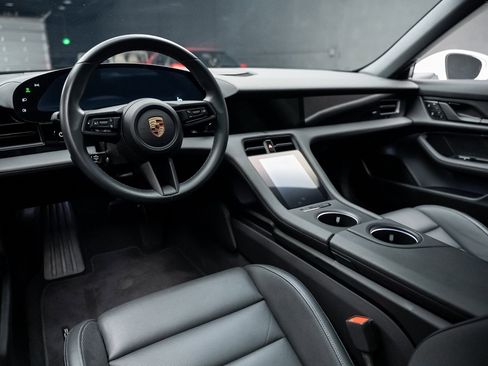 Used 2023 Porsche Taycan w/ Premium Package image 2