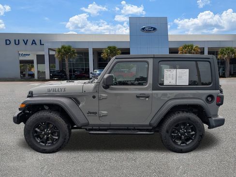Used 2022 Jeep Wrangler Sport image 7