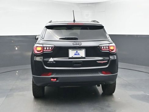 Used 2020 Jeep Compass Trailhawk image 7