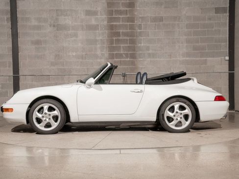 Used 1995 Porsche 911 Cabriolet image 39