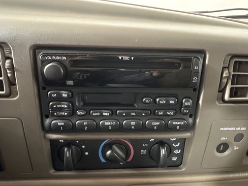 Used 2001 Ford F350 4x4 SuperCab DRW Super Duty image 15