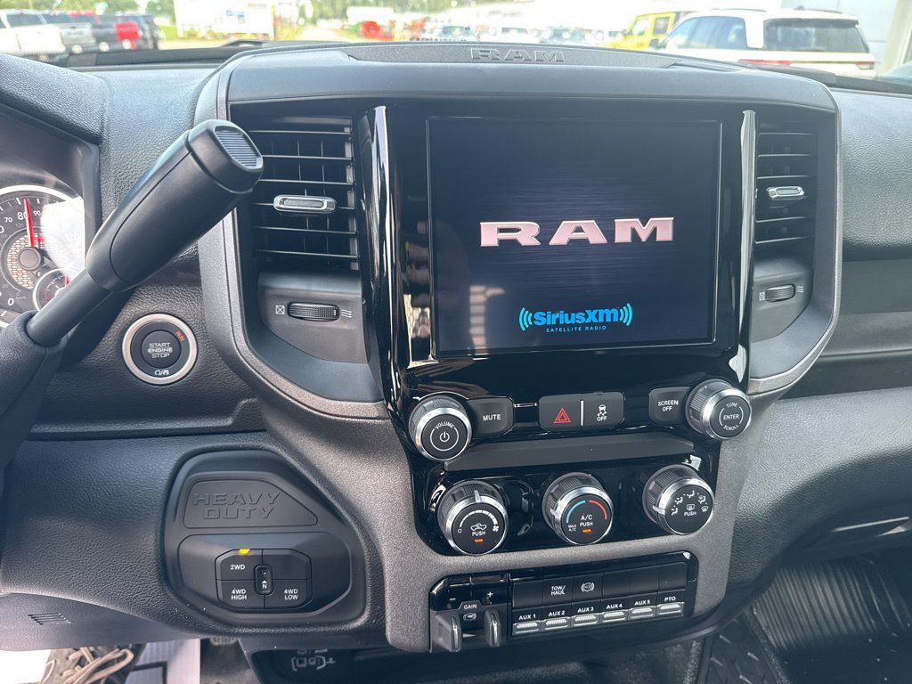 New 2025 RAM 4500 Tradesman AWD/4WD image 18