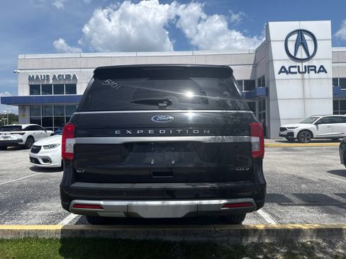 Used 2024 Ford Expedition Max XLT AWD/4WD image 5