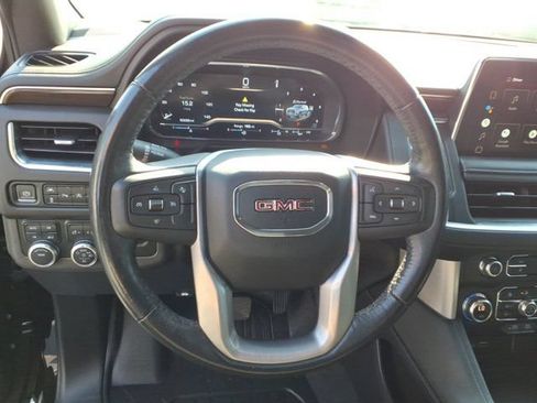 Used 2022 GMC Yukon SLE w/ Gmc Pro Safety Plus Package AWD/4WD image 7