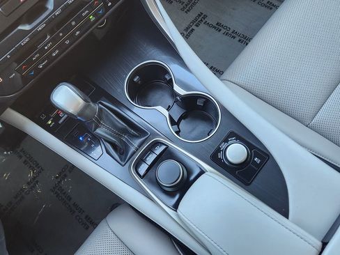 Used 2019 Lexus RX 350 FWD image 24