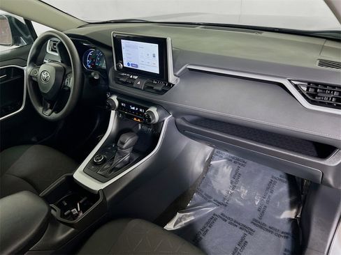 Certified 2025 Toyota RAV4 XLE image 26
