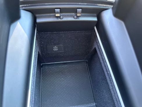 Used 2023 BMW X7 xDrive40i w/ M Sport Package AWD/4WD image 19