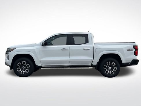 Used 2023 Chevrolet Colorado Z71 w/ Z71 Convenience Package 2 image 32