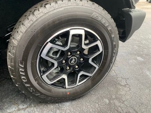 New 2025 Ford Bronco Outer Banks image 25