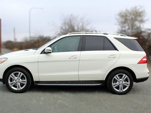 Used 2013 Mercedes-Benz ML 350 4MATIC image 4