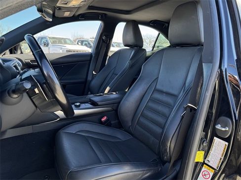 Used 2017 Lexus IS 200t image 25
