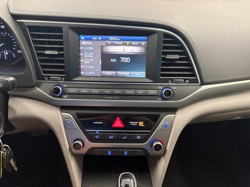 Used 2018 Hyundai Elantra SEL FWD image 13
