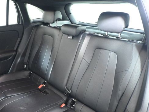 Used 2021 Mercedes-Benz GLA 250 4MATIC image 4
