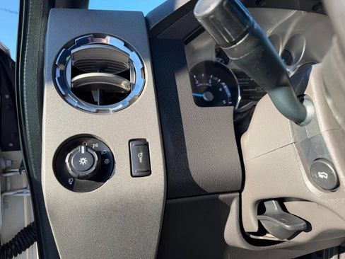 Used 2011 Ford F350 Lariat w/ Chrome Pkg image 13