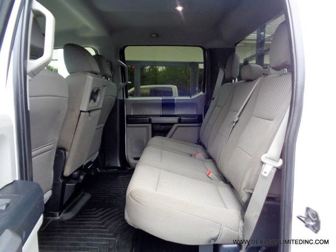 Used 2019 Ford F250 XLT w/ XLT Value Package image 16