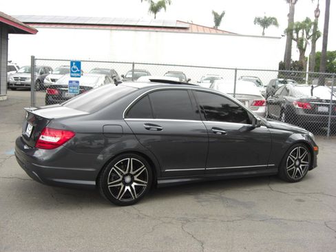 Used 2013 Mercedes-Benz C 250 Sedan image 16