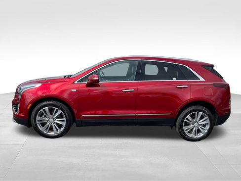 Used 2024 Cadillac XT5 Premium Luxury w/ LPO, Floor Liner Package AWD/4WD image 2