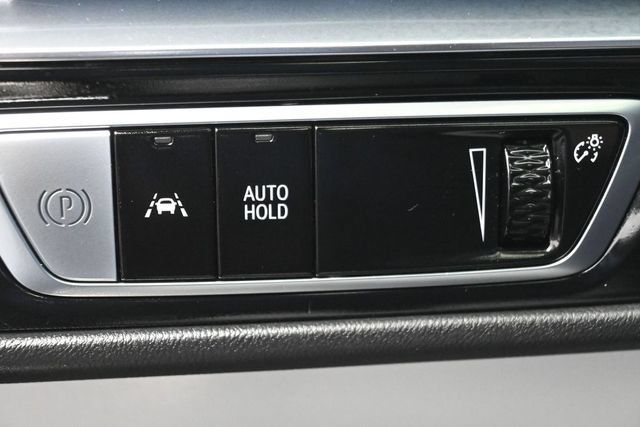 Used 2024 Cadillac Lyriq Sport AWD/4WD image 25