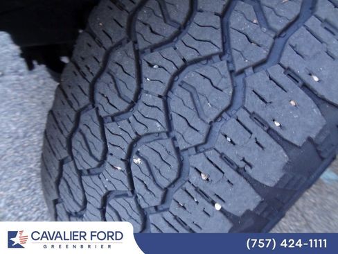 Used 2025 Ford F150 XLT w/ Equipment Group 301A Standard AWD/4WD image 38