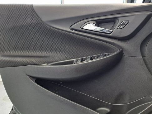 Used 2025 Chevrolet Malibu LS FWD image 21
