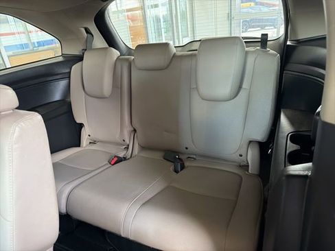 Used 2018 Honda Odyssey EX-L image 17