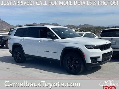 Used 2023 Jeep Grand Cherokee L Laredo