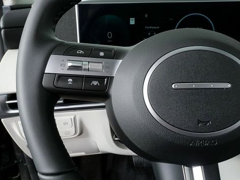 New 2026 Hyundai Tucson SEL image 18