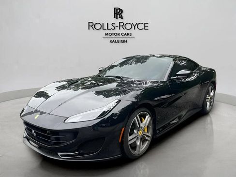 Used 2020 Ferrari Portofino RWD image 1