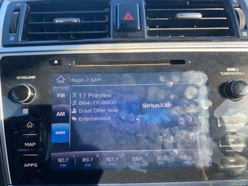 Used 2018 Subaru Outback 2.5i Touring image 24