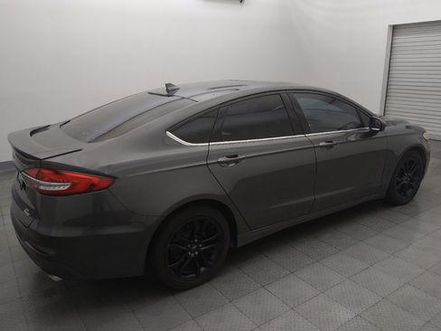 Used 2020 Ford Fusion SE w/ Equipment Group 151A FWD image 10