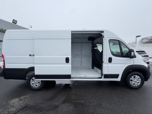 Used 2025 RAM ProMaster 3500 w/ Quick Order Package 22G SLT image 10