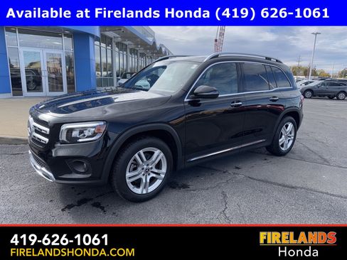 Used 2021 Mercedes-Benz GLB 250 4MATIC image 2