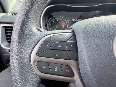 Used 2019 Jeep Cherokee Latitude w/ Popular Appearance Group image 13