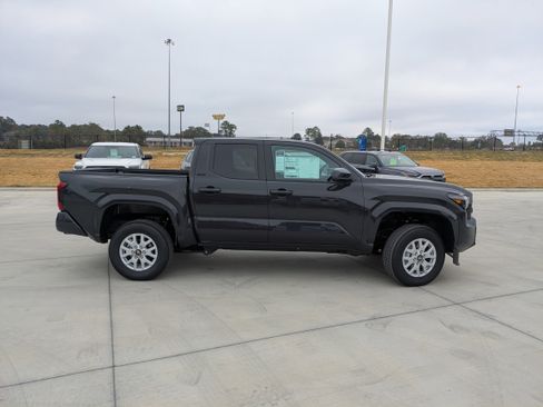 New 2025 Toyota Tacoma SR5 image 8