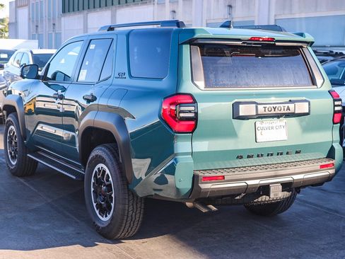 New 2026 Toyota 4Runner TRD Off-Road Premium AWD/4WD image 7