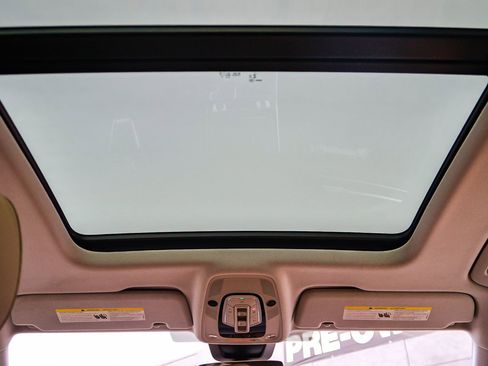 Used 2023 Audi Q8 Premium w/ Convenience Package image 17