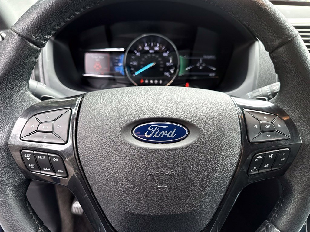 Used 2017 Ford Explorer XLT w/ Equipment Group 202A AWD/4WD image 35
