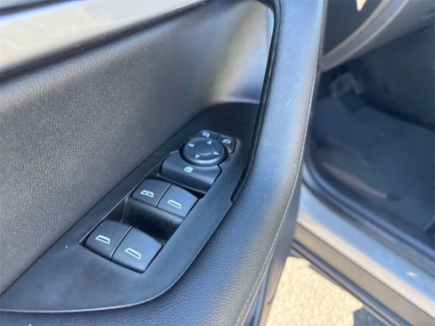 Used 2021 Chevrolet Blazer LT image 25