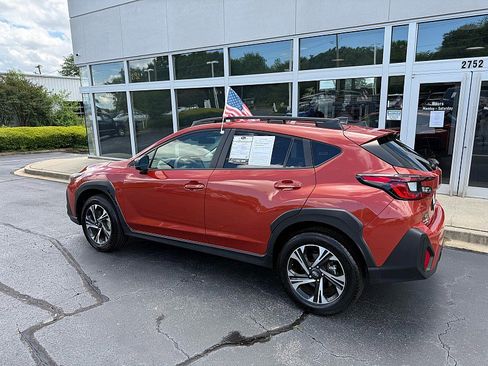 Used 2024 Subaru Crosstrek 2.0i Premium AWD/4WD image 3