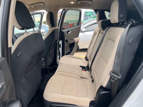 Used 2020 Ford Escape SE AWD/4WD image 17