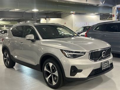 Certified 2025 Volvo XC40 B5 Plus