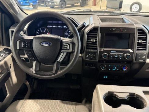 Used 2019 Ford F250 XLT w/ FX4 Off-Road Package image 18