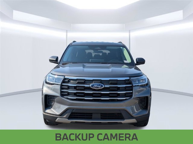Used 2025 Ford Explorer Active RWD image 11